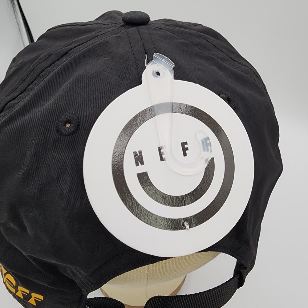 NEFF Pushing Up Daisies Hat Daily Flat Billed Strapback Black Nylon Cap NEW - Picture 8 of 16